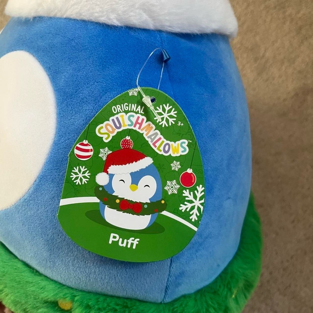 Puff the penguin Christmas Squishmallow - Picture 6 of 7